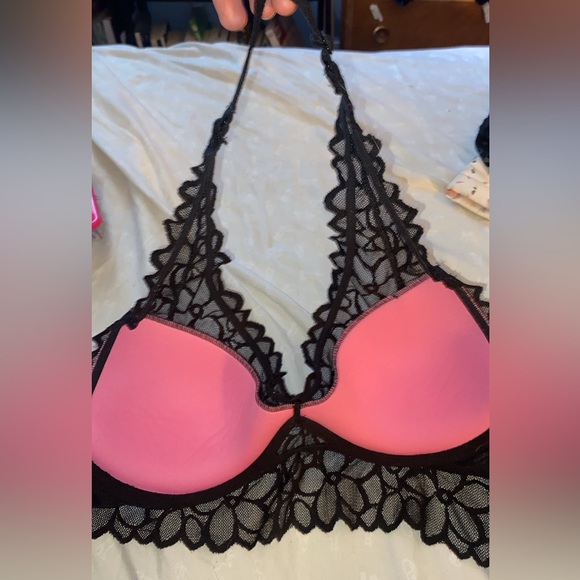 Love Pink Black Bralette Size Small (AA-C) - Picture 9 of 10